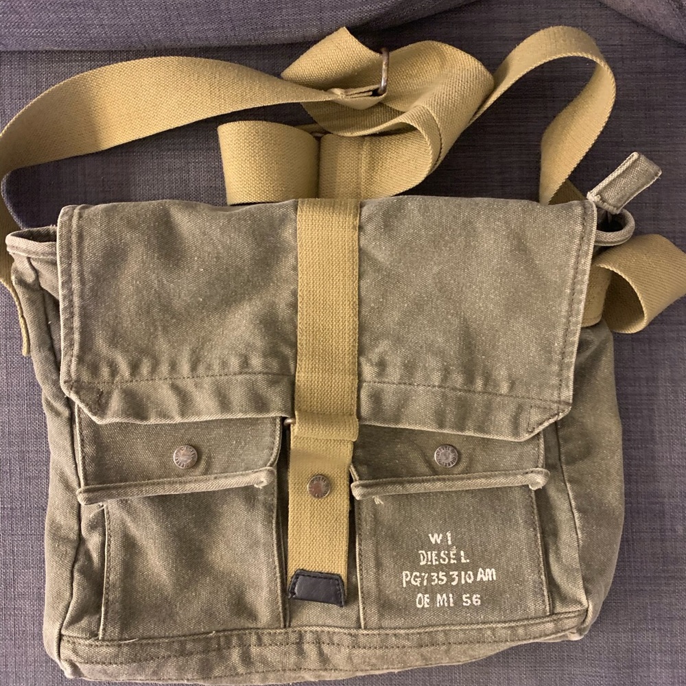 Diesel vintage massage bag